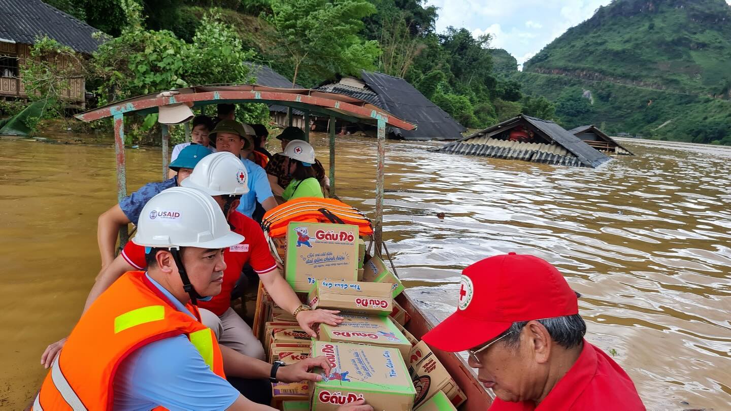 USAID partnership with Vietnam Red Cross providing emergency response during Tropical Storm Prapiroon flooding